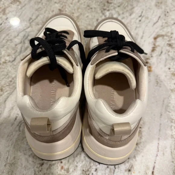 Tory Burch Good Luck Trainer size 9 - Picture 4 of 6